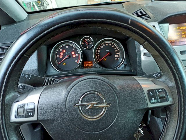 Opel Zafira 1.9 CDTI