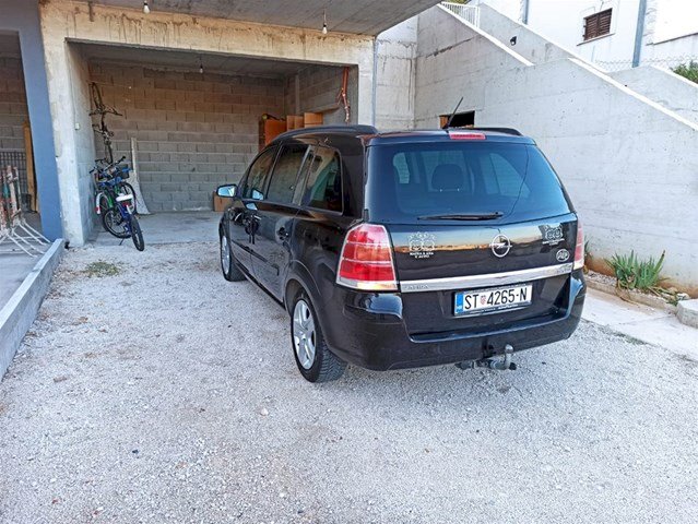 Opel Zafira 1.9 CDTI