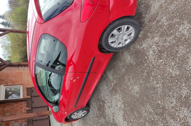 Peugeot 206 1,1 benzin
