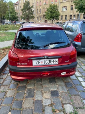 Peugeot 206 1.4 benz