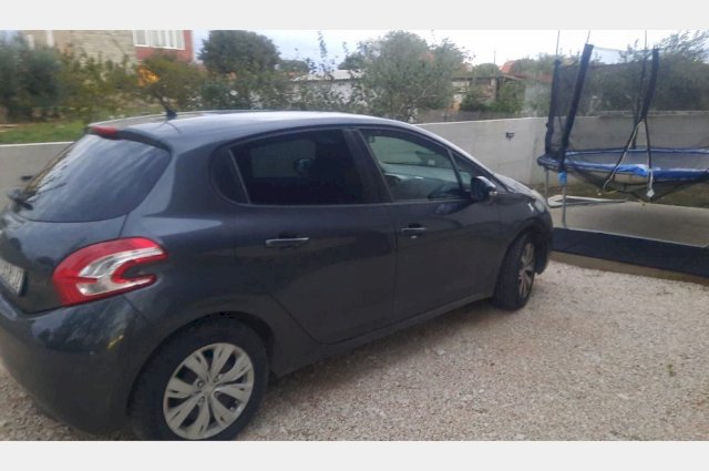 Peugeot 208 1.4hdi