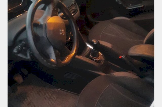 Peugeot 208 1.4hdi