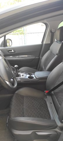 Peugeot 3008 1,6 Allure