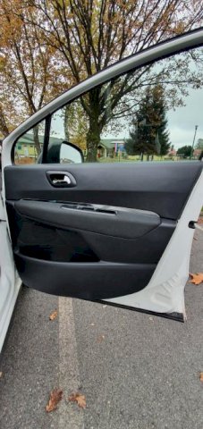 Peugeot 3008 1,6 HDi