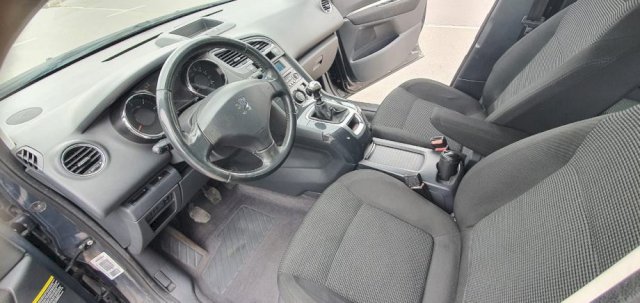 Peugeot 5008 1,6 HDi