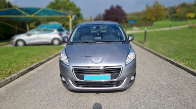 Peugeot 5008 1,6 e-HDi automatik 7 Sjedala
