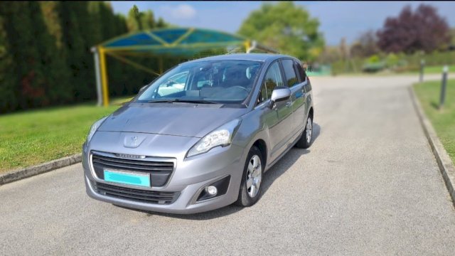 Peugeot 5008 1,6 e-HDi automatik 7 Sjedala