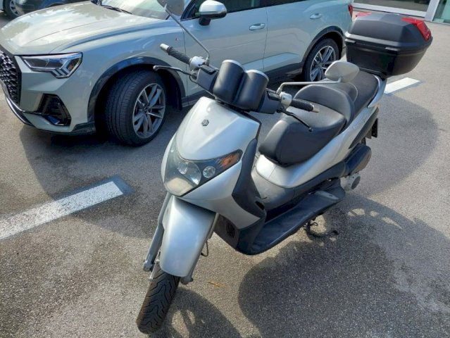 Piaggio Beverly 198 cm3, 2003 god.