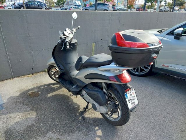 Piaggio Beverly 198 cm3, 2003 god.