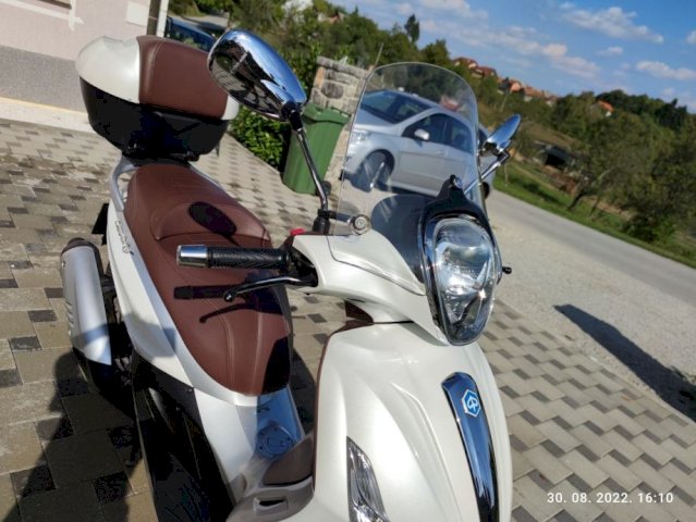 Piaggio Beverly 300 cm3