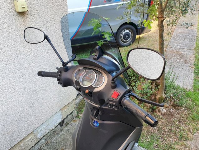 Piaggio Beverly 350 sport touring, 2017 god.