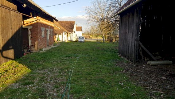 Poljoprivredno Zemljiste 5.5 Ha + Građevinsko