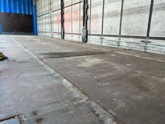 Poluprikolica Krone 2008.g reg. 10/2023, 2008 god