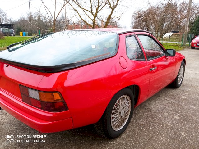 Porsche 924 2.0