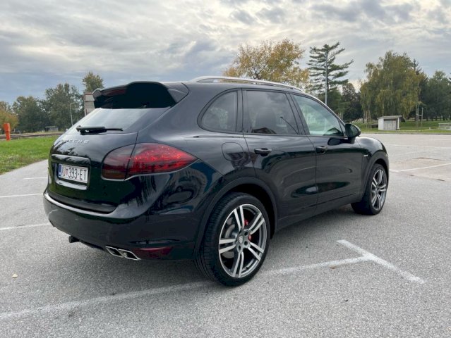 Porsche Cayenne 3,0 V6 TDI *sport,kuka,alu21*