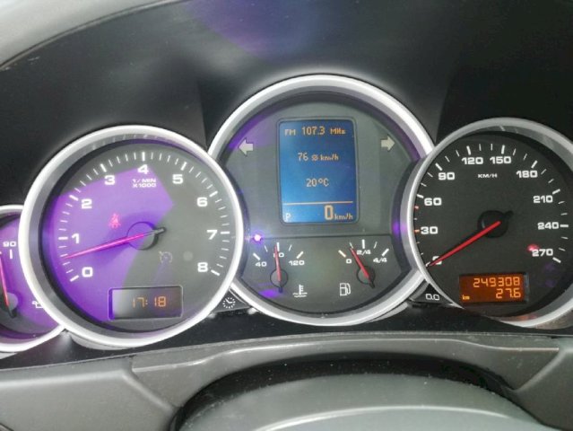 Porsche Cayenne 4,5 V8