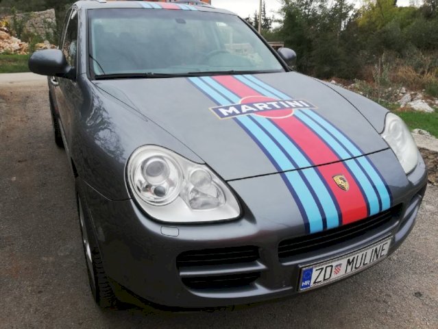 Porsche Cayenne 4,5 V8