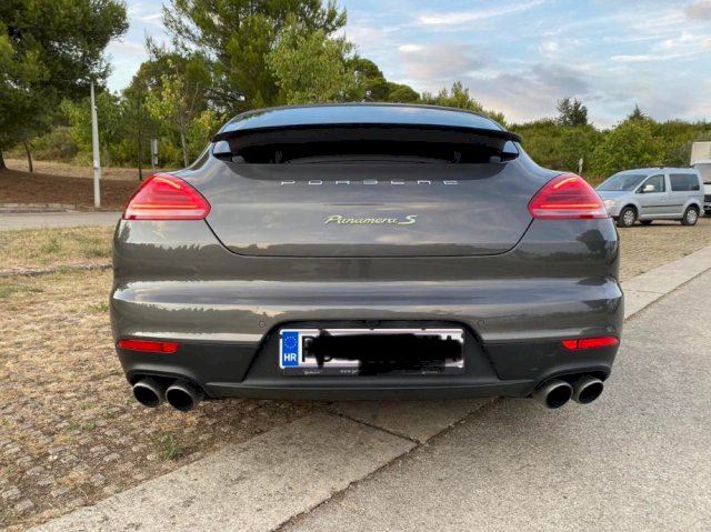 Porsche Panamera S Hybrid