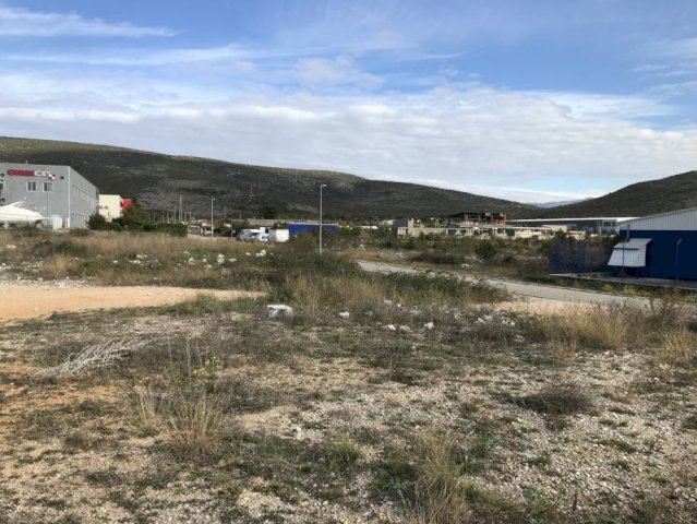 Poslovna zona Dicmo 8190 m2 PRILIKA