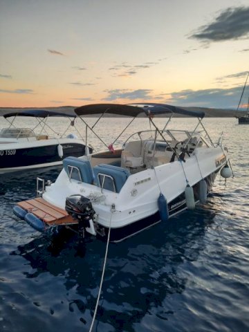 QUICKSILVER 610 GALAPAGOS PRODAJEM/MIJENJAM ZA MA