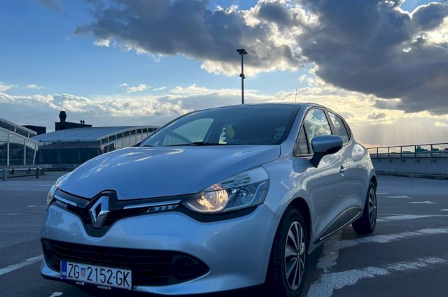 Renault Clio 1.2 16 V. Uredno servisiran