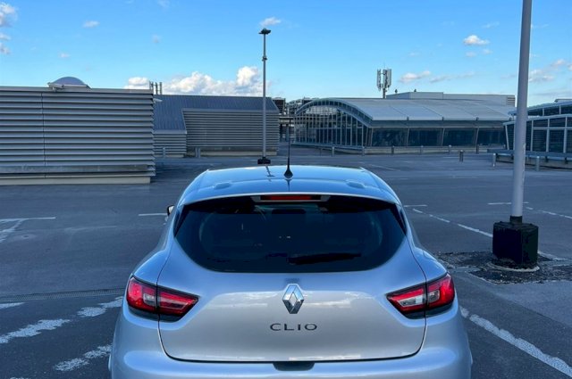 Renault Clio 1.2 16 V. Uredno servisiran