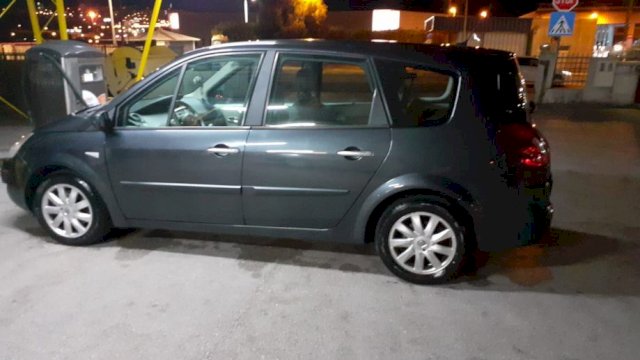 Renault Grand Scenic 2,0 dCi