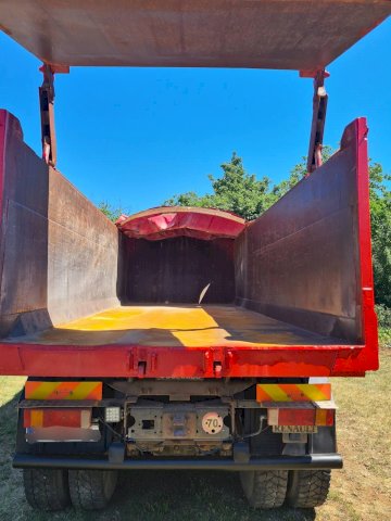 Renault Kerax 8x4