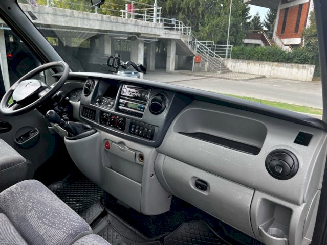 Renault Master 2.5 klima,B kategorija,tempomat