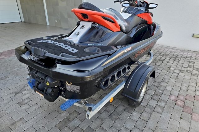 SEA DOO RXT 260 RS + PRIKOLICA--190 RADNIH SATI--