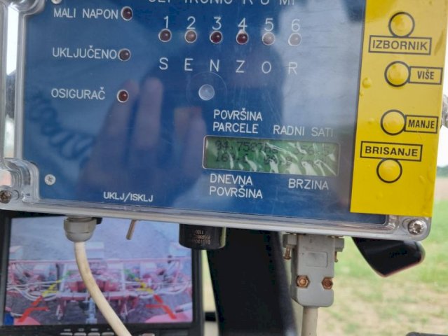 SIJAČICA ZA KUKURUZ GASPARDO + POSUDE ZA GRNULE