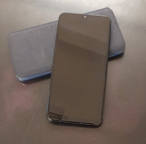 Samsung galaxy A20e, TOP stanje, preklopna maskic