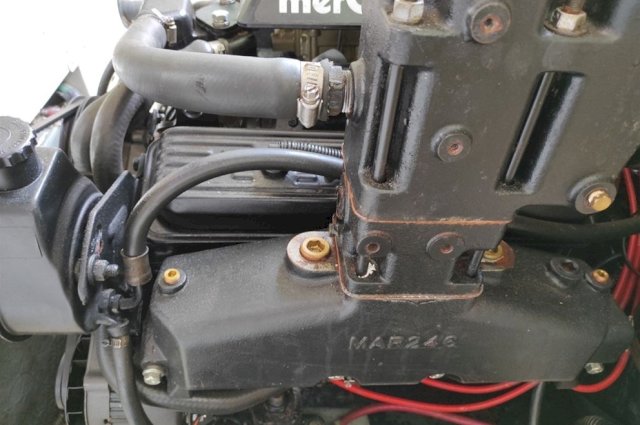 Sea Ray Sundancer 250