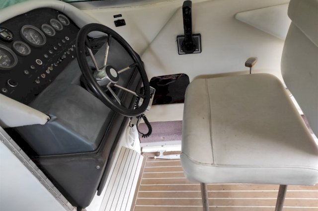 Sea Ray Sundancer 250