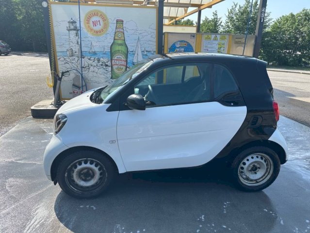 Smart fortwo 2016 god