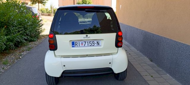 Smart fortwo coupe Pure