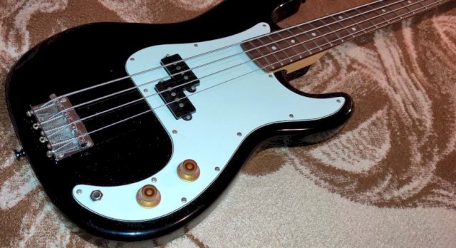 Stagg Precision bass