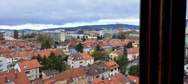 Stan na trešnjevci zamjena