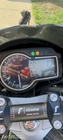 Suzuki GSR 750 749 cm3, 2012 god.