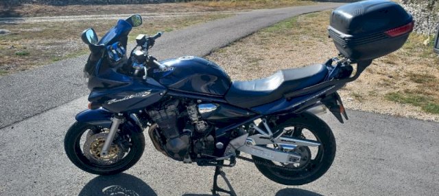 Suzuki Gsf 1200 s 1200 cm3, 2001 god.