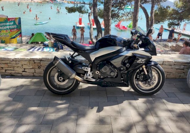 Suzuki Gsxr 1000 999 cm3, 2010 god.