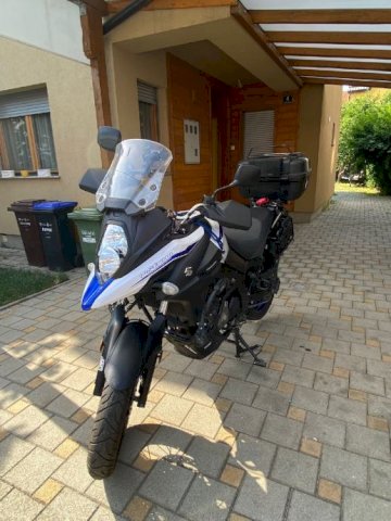 Suzuki V-STROM 650 XT 650 cm3 2019.SERVISNA KNJIG