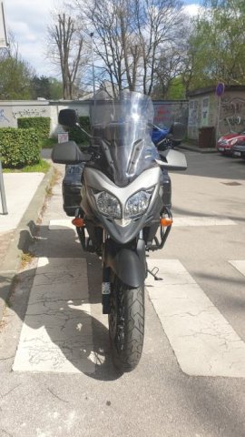 Suzuki V-strom DL650XA 650 cm3, 2015 god.