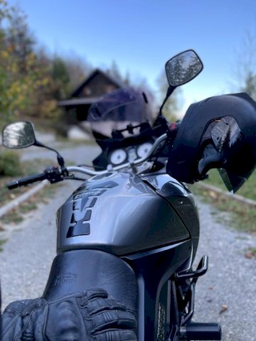 Suzuki V strom 650 650 cm3, 2010 god.