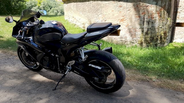 Suzuki gsxr600 k8