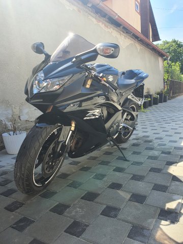 Suzuki gsxr600 k8
