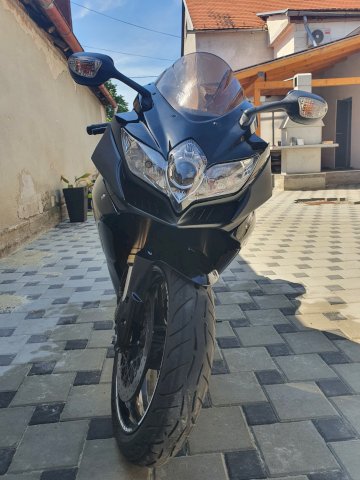 Suzuki gsxr600 k8