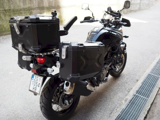 Suzuki v strom 650 cm3, 2019 god.
