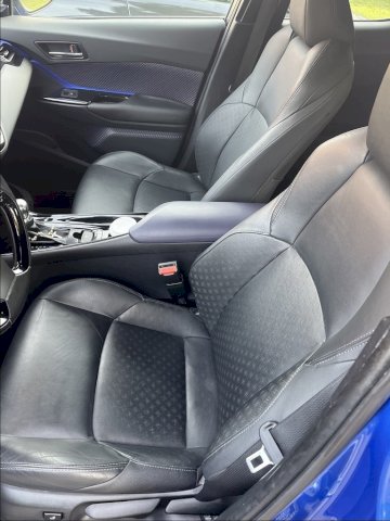 Toyota C-HR 1.8 hybrid