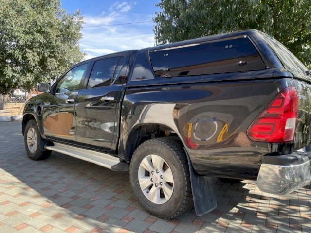 Toyota Hilux 2.4 Automatic automatik